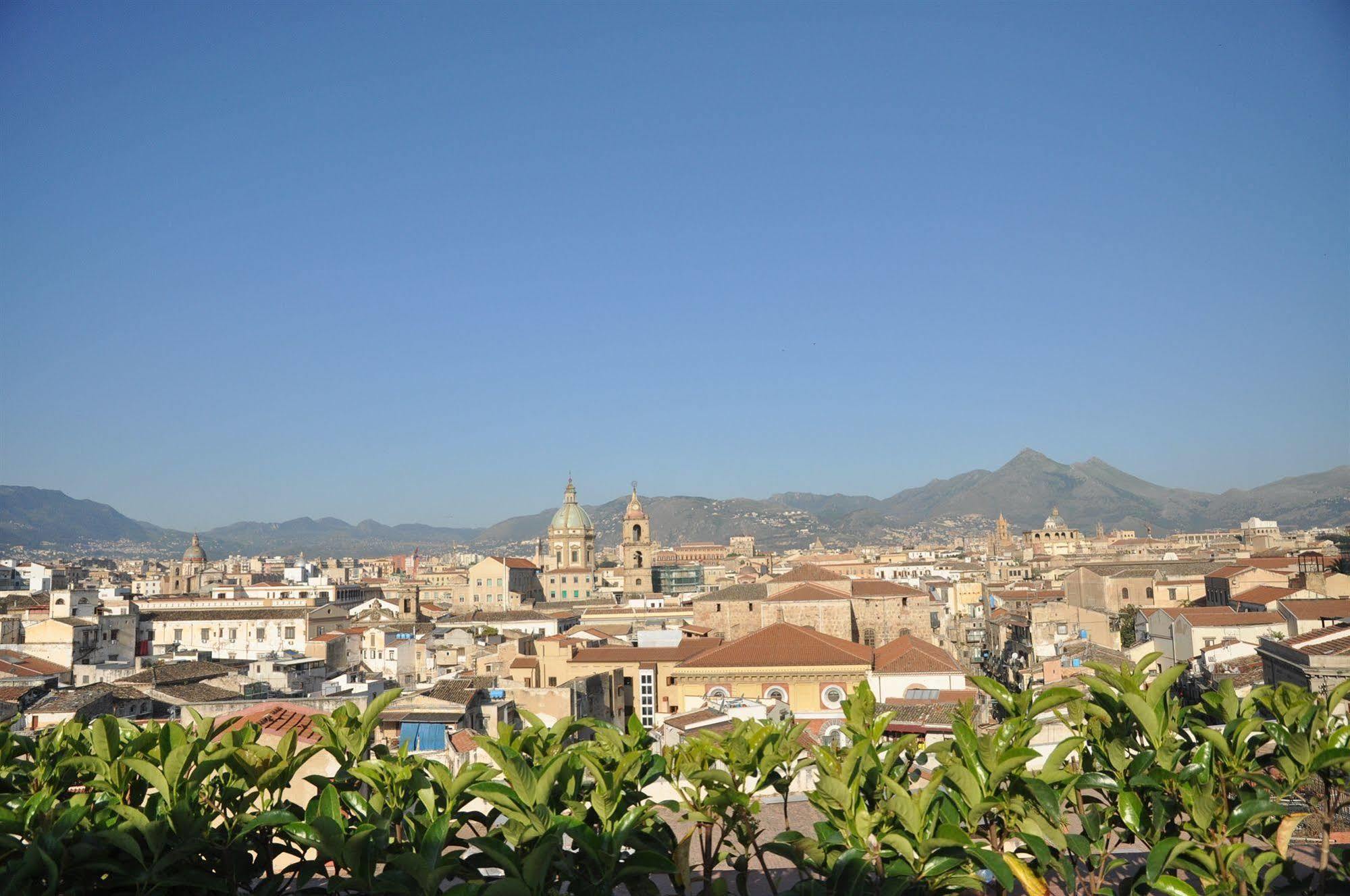Hotel Ambasciatori Palermo Esterno foto